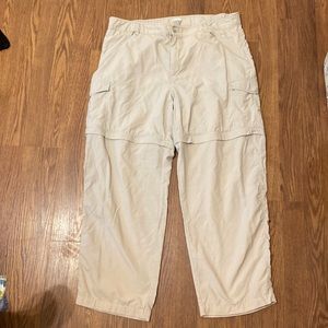 Columbia Omni shade hiking/fishing convertible pants size Xlg EUC